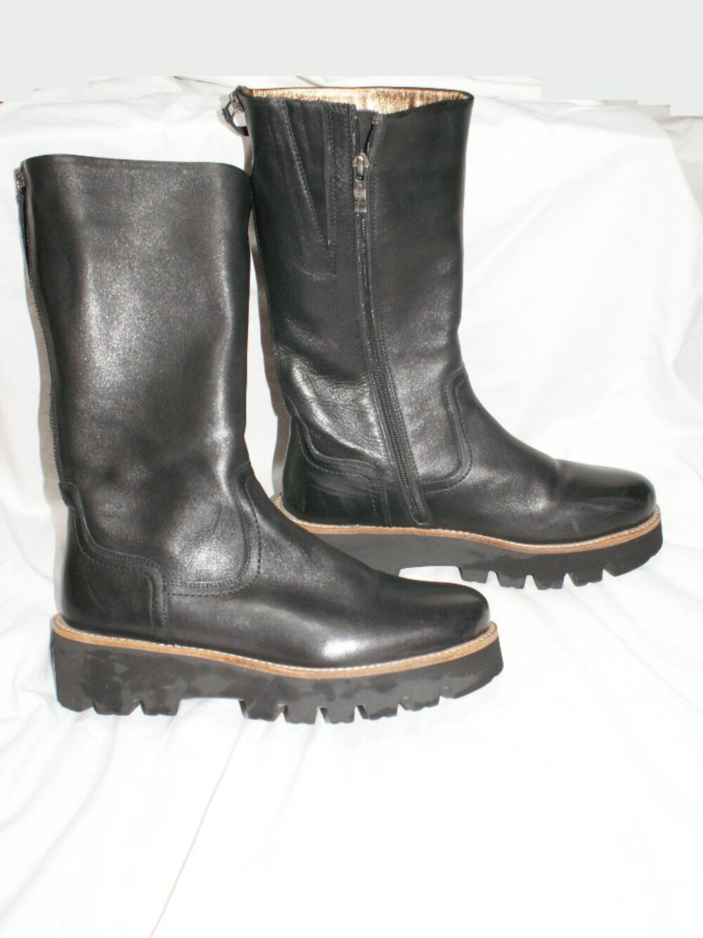 Ara High Soft Karlstad Lug Sole Lined Boot - Black Leather - Women Size 8 - NWOB